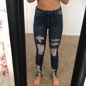 Ripped skinny jeans